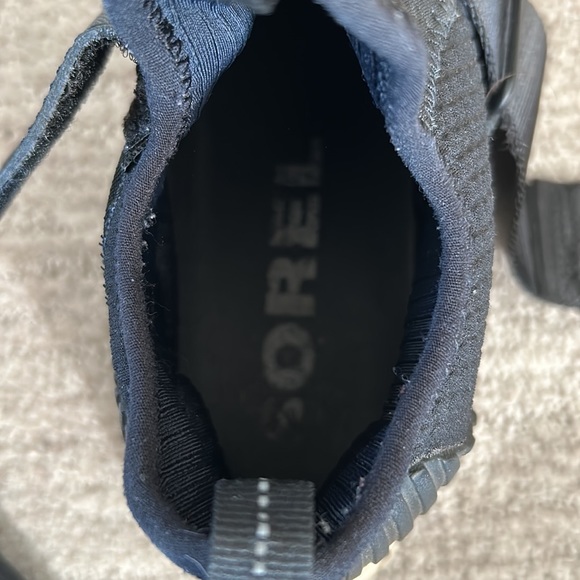 Sorel black high top sneakers 6.5 - Picture 7 of 9